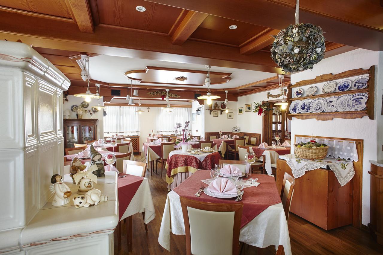 Albergo Venezia Sappada Eksteriør billede